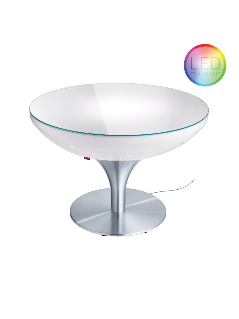 Lounge 55 Indoor LED von Moree; beleuchteter Tisch im Design einer Sektschale, Tischkörper weiß transluzent mit Glasplatte aus Sicherheitsglas und einem Gestell aus Aluminium mit runder Bodenplatte; incl. LED-Leuchtmittel und Fernbedienung.
