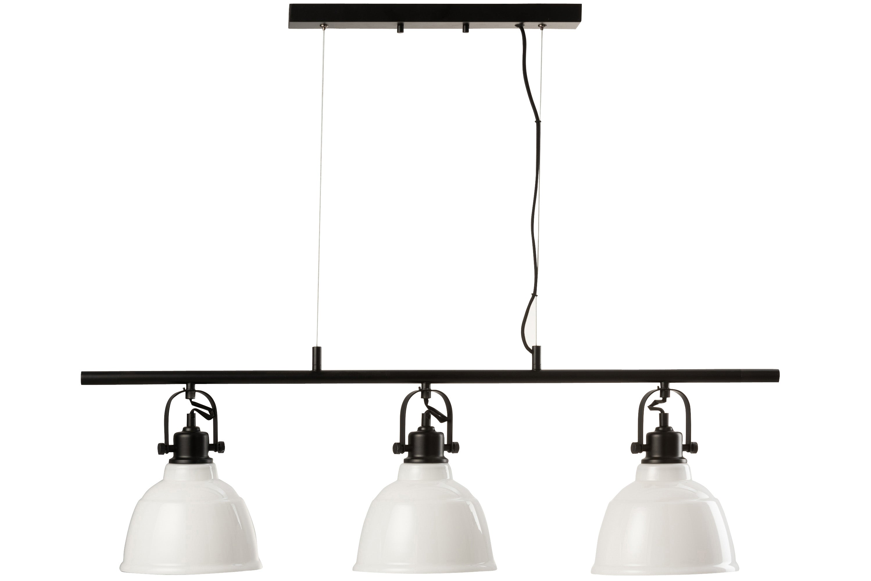 Pendelleuchte im Industrial Style; an zwei Metallschnüren sind an einer schwarzen Metallleiste  drei Lampen mit glockenförmigen weißen Glasschirmen angebracht.