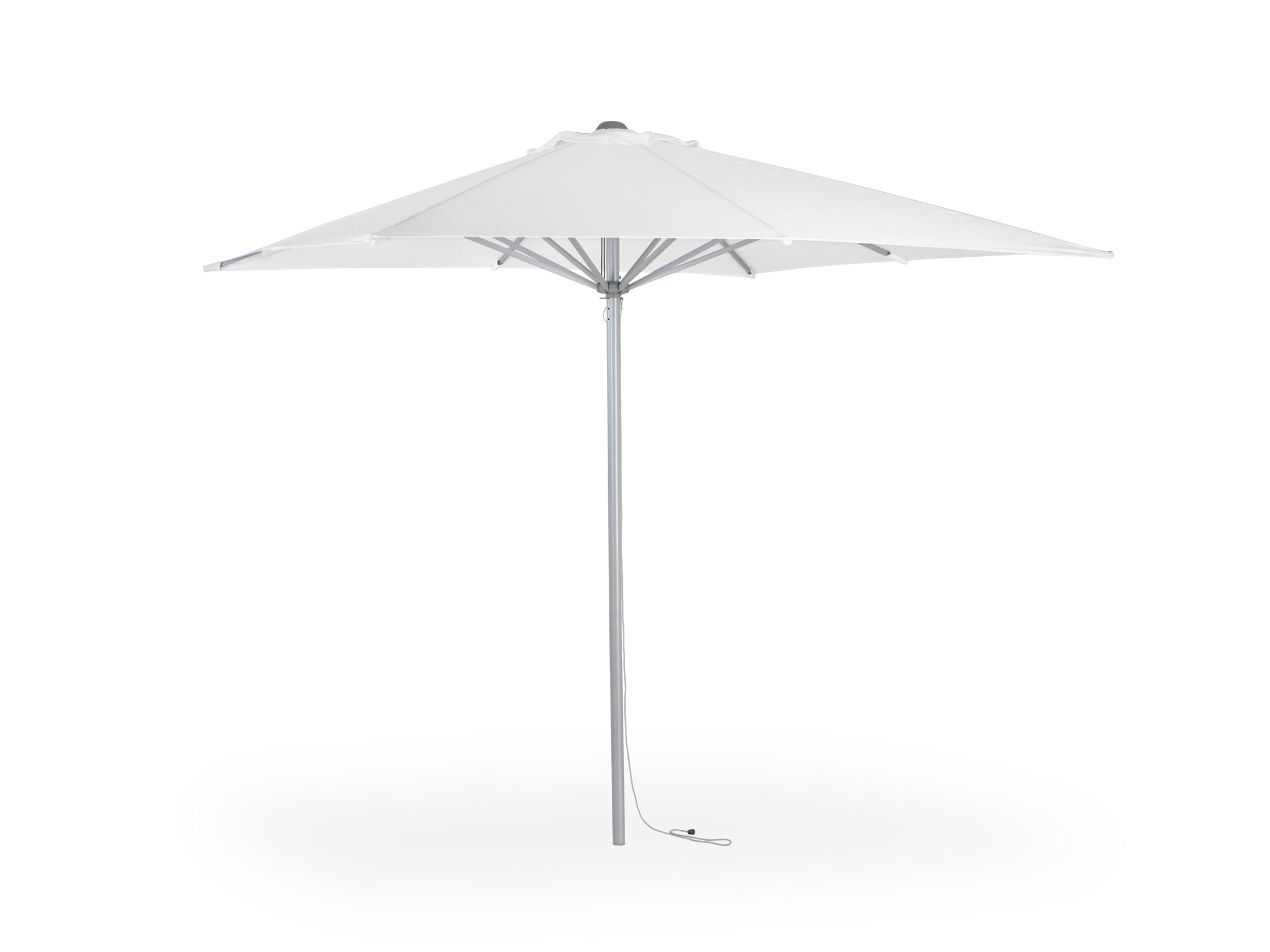 Air Sonnenschirm von Moree; Rahmen und Gestell aus Aluminium, Bespannung aus wasserbeständigem, weißem Olefin 190 gr, mit Zugloch.