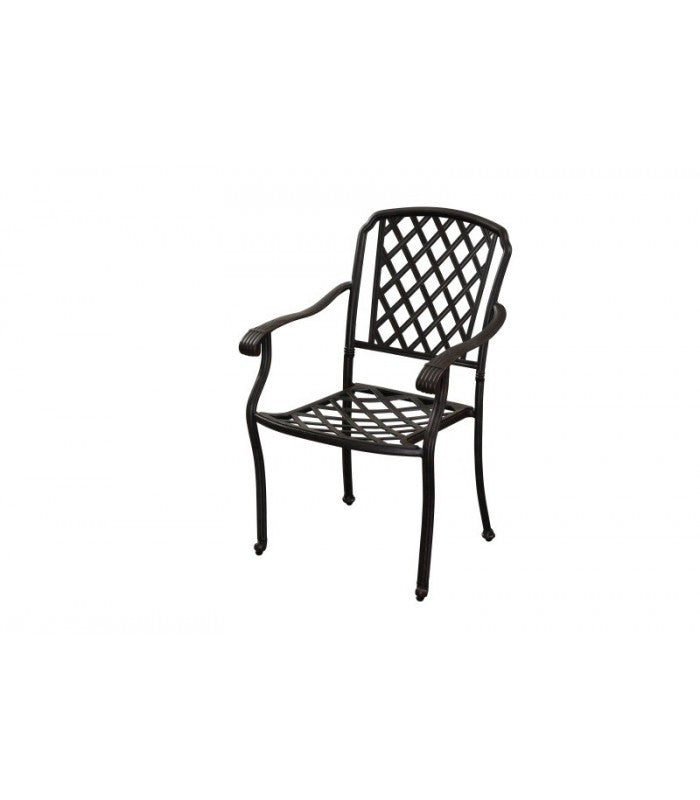 Nostalgischer Stapelsessel aus bronzefarbenem Aluguss mit geschwungenen Beinen und geschwungenen Armlehnen; ergonomische Rücklehnen; Sitzfläche und Lehne mit gitterförmigen Muster.