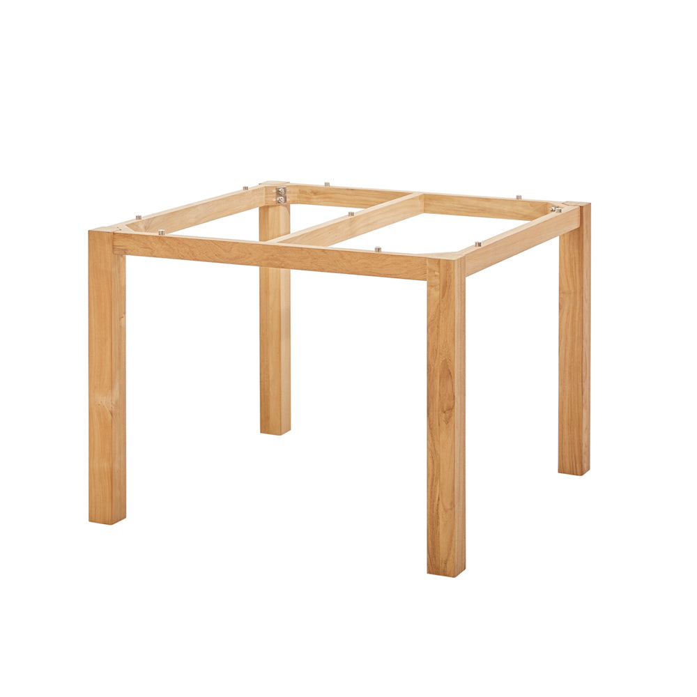 Premium Teakgestell quadratisch, frei kombinierbar mit einer DiGa Compact Tischplatte (HPL), oder einer Recycled Teak Tischplatten 3 Planken mit umlaufender Unterfase an der Tischkante. Beine mit Schraubfüßen für Niveauausgleich.