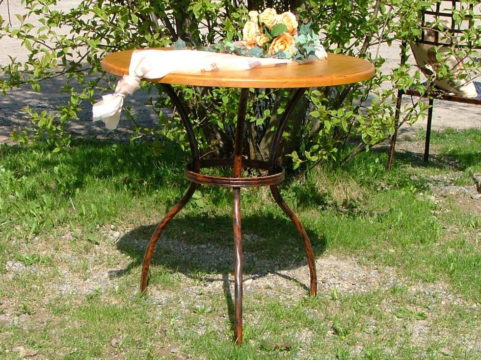 Gartentisch aus Metall „Romantica“ - 1a-zuhause.de
