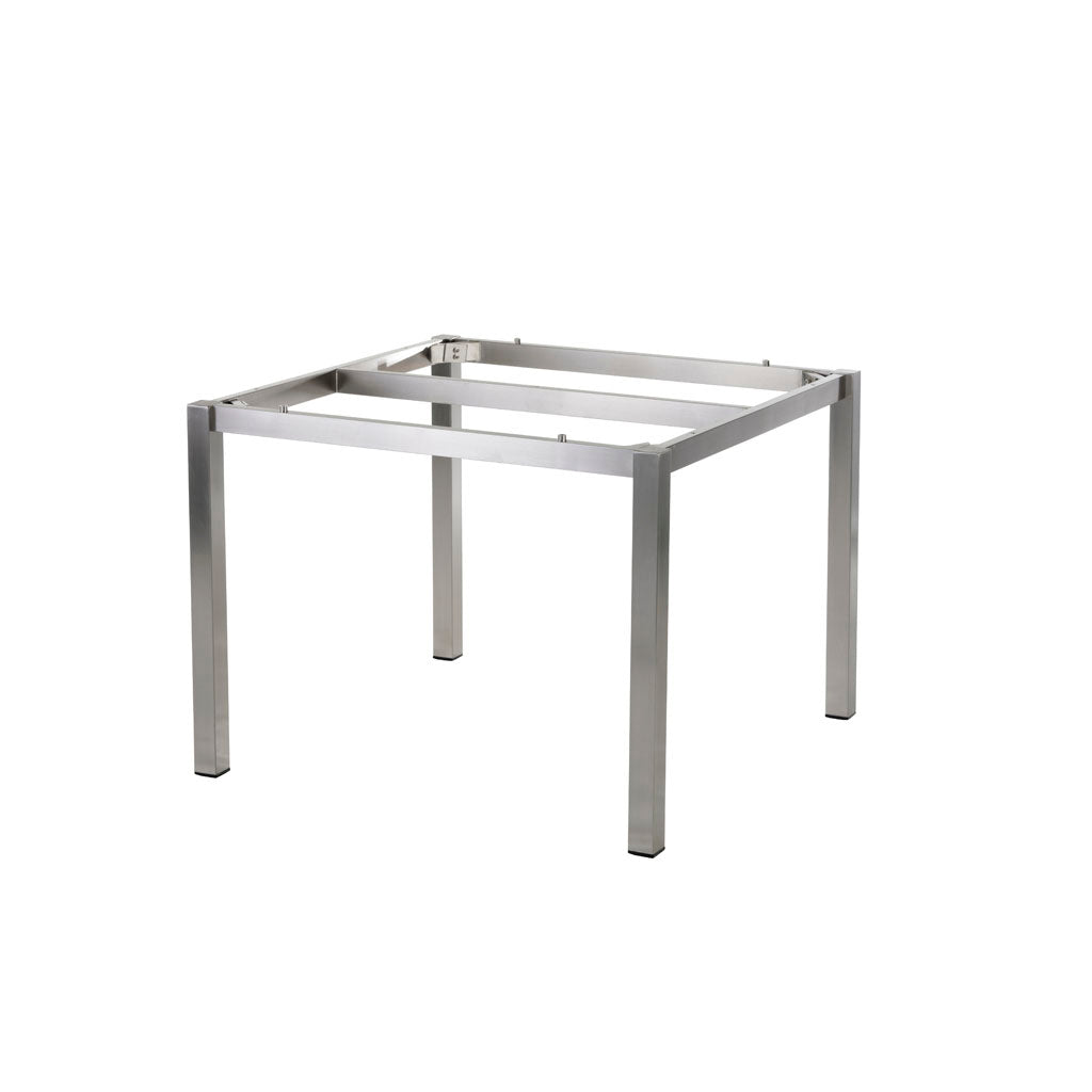 Quadratisches Hochwertiges Edelstahlgestell /Typ304 frei kombinierbar mit einer DiGa Compact Tischplatte (HPL), oder einer Recycled Teak Tischplatte 3 Planken mit umlaufender Unterfase an der Tischkante.